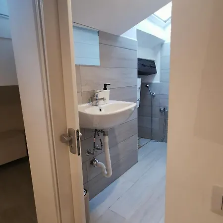 Alle Mansarde 帕爾馬