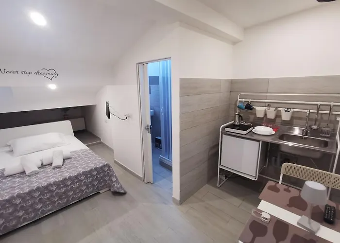 Alle Mansarde 帕爾馬